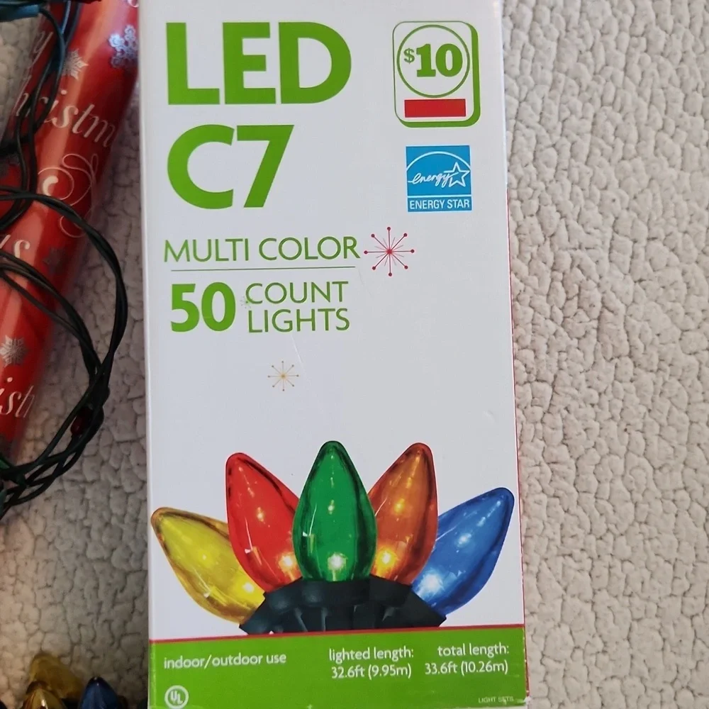 NWT Merry Christmas Lights and Wrapping Papper Bundle Holiday Winter LED Set